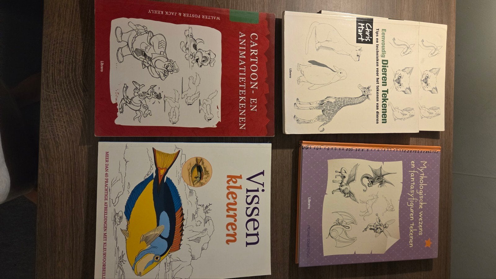 Tekenboeken: Cartoon, Dieren, Vissen, Mythologische Wezens, Boeken, Gelezen, Diverse auteurs, Ophalen of Verzenden, Tekenen en Schilderen