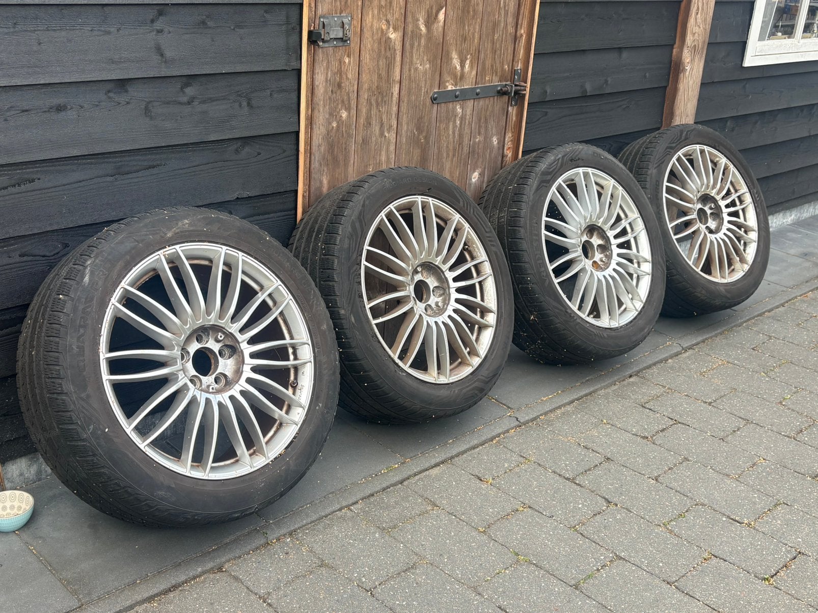 21 inch velgen range rover met banden, Auto-onderdelen, Banden en Velgen, Ophalen, 275 mm, Banden en Velgen, 21 inch