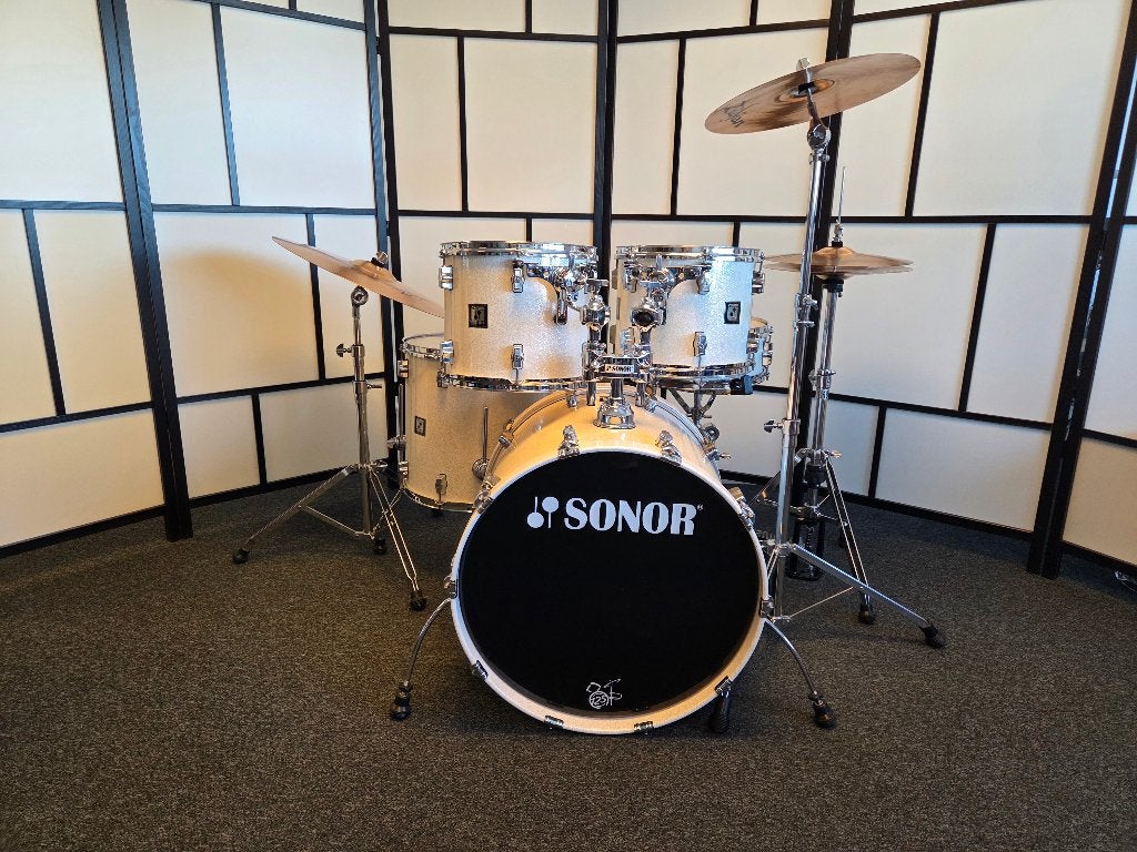 Sonor Force 3003 sparkle white. Nauwelijks gebruikssporen, Muziek en Instrumenten, Ophalen, N.v.t., Zo goed als nieuw, Sonor