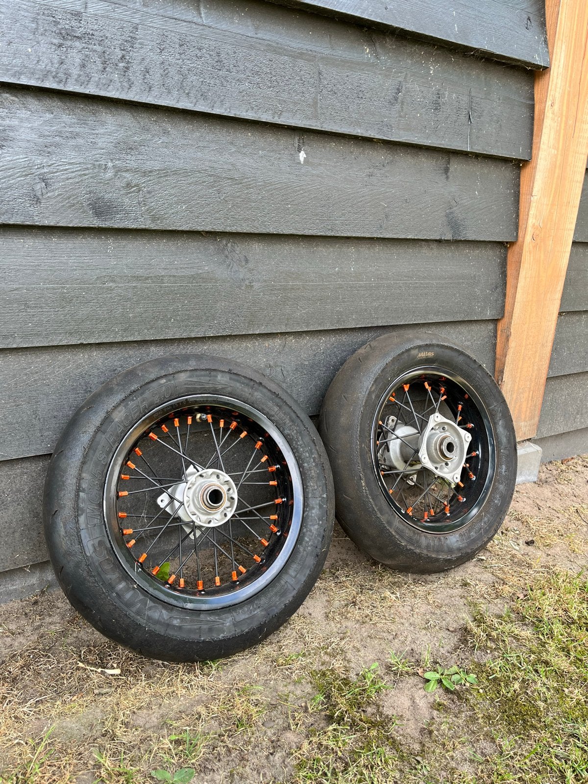 Supermotard wielset ktm 100/90-12, Motoren, Ophalen of Verzenden, Gebruikt