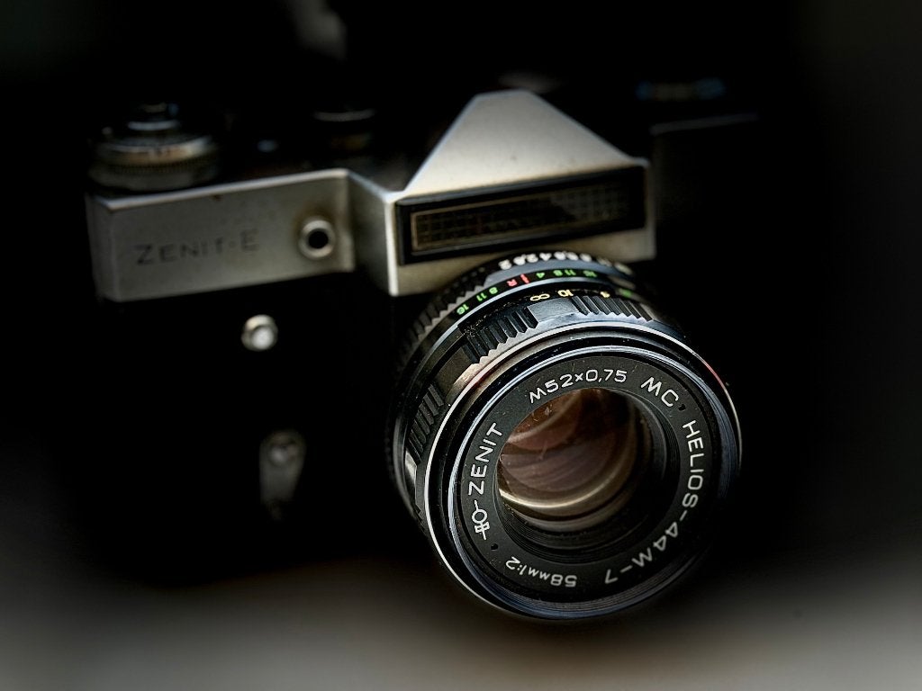 Zenit-E (1972) + Helios-44M-7 (met diafragma issue) uit 1992, Ophalen of Verzenden, Compact, Overige Merken