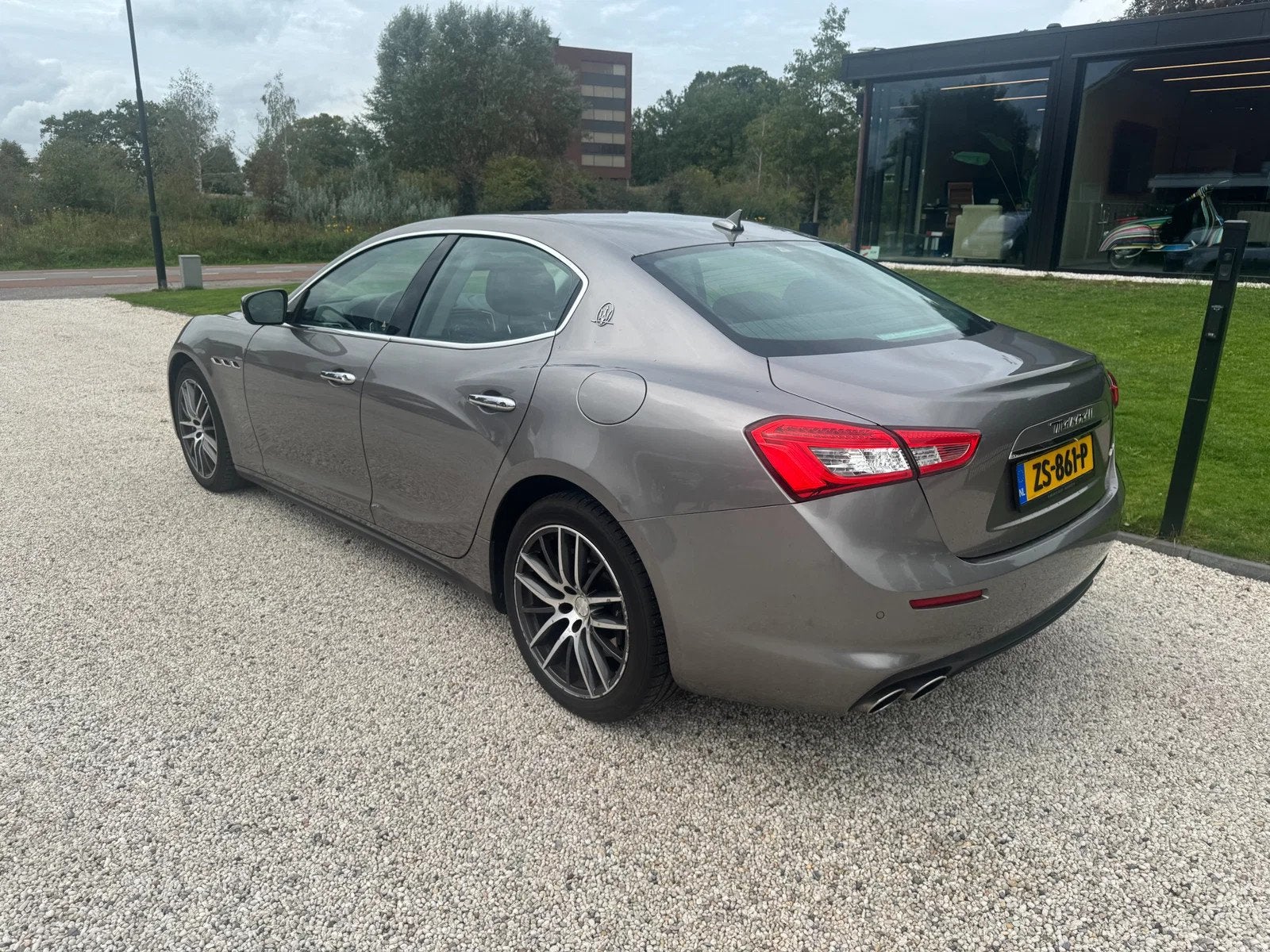 Maserati Ghibli DIESEL 3.0 V6 D VEILING-AUCTION (bj 2017), Auto's, Achterwielaandrijving, Gebruikt, Euro 6, Overige carrosserieën