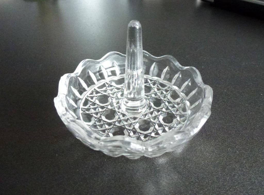 Vintage kristallen ringhouder Anna Hutte Bleikristal, Antiek en Kunst, Antiek | Glas en Kristal, Ophalen of Verzenden