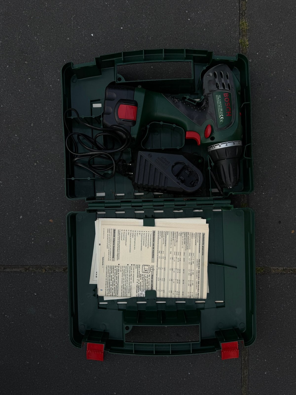Bosch PSR 12 VE-2 Accuboormachine - Nauwelijks gebruikt, Doe-het-zelf en Verbouw, Gereedschap | Boormachines, Ophalen, Variabele snelheid