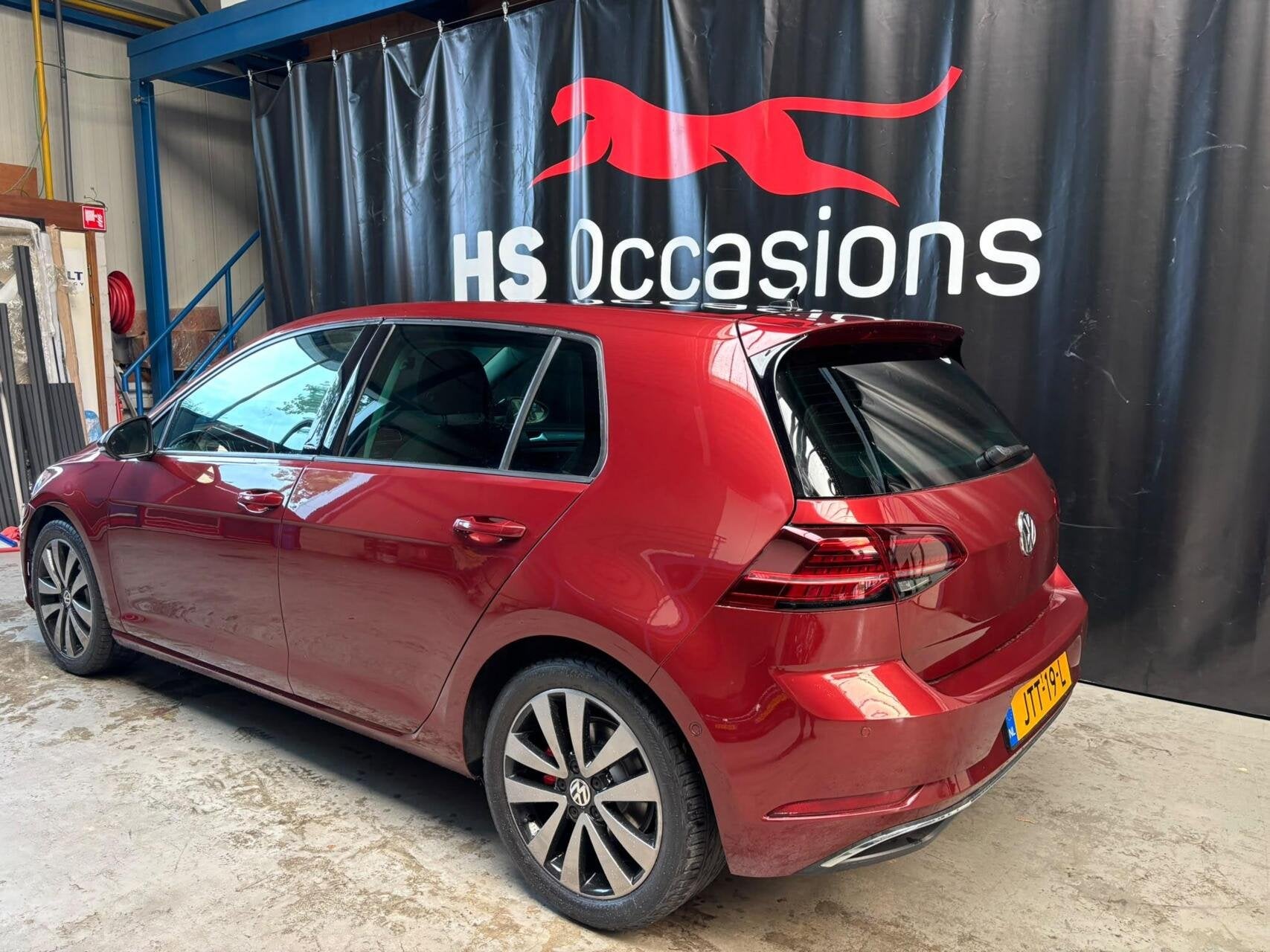 Volkswagen Golf Golf 1,5 TSI BlueMotion Technology btw auto, Auto's, Dealer onderhouden, Stof, Bedrijf, 1240 kg