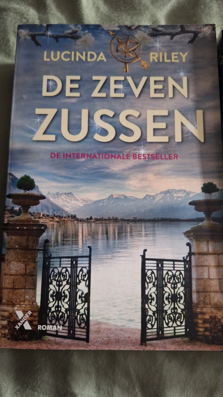 De Zeven Zussen serie - Lucinda Riley - 8 boeken, Ophalen, Zo goed als nieuw