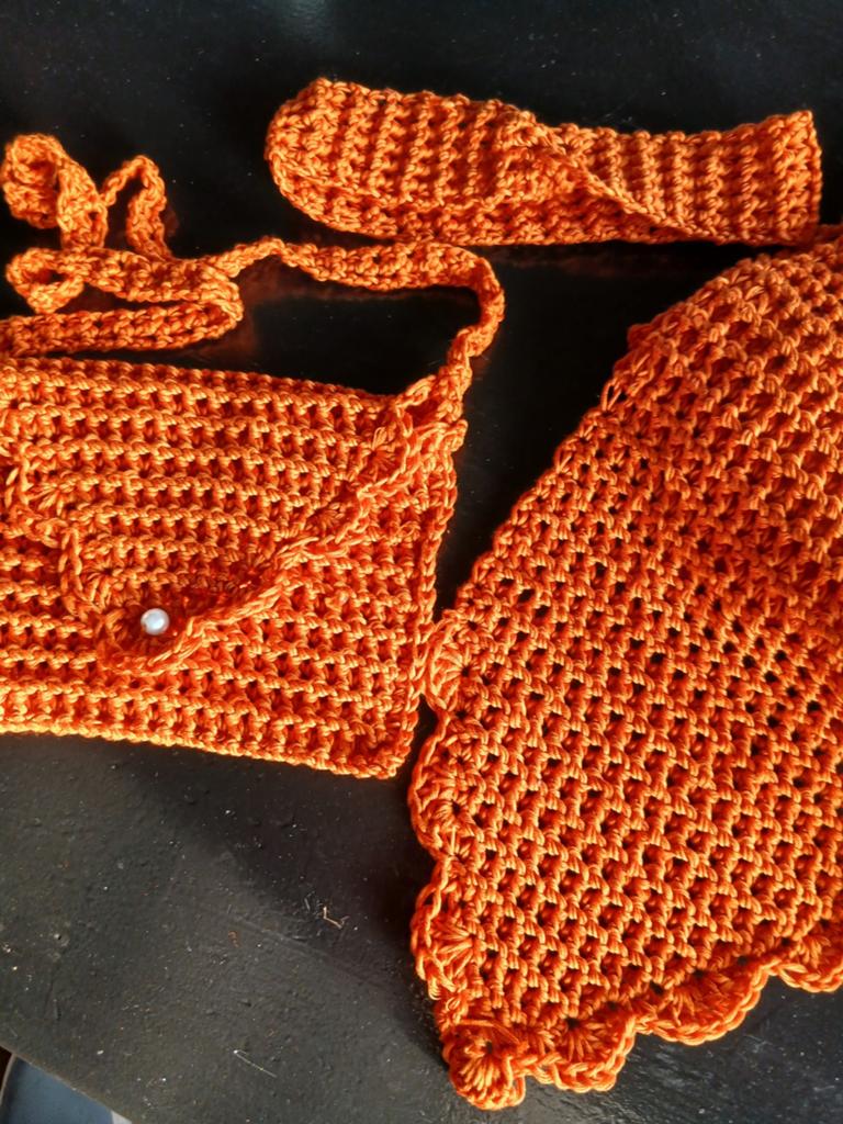 Te koop  oranje setje, Sieraden, Tassen en Uiterlijk, Tassen | Damestassen, Ophalen, Nieuw, Oranje