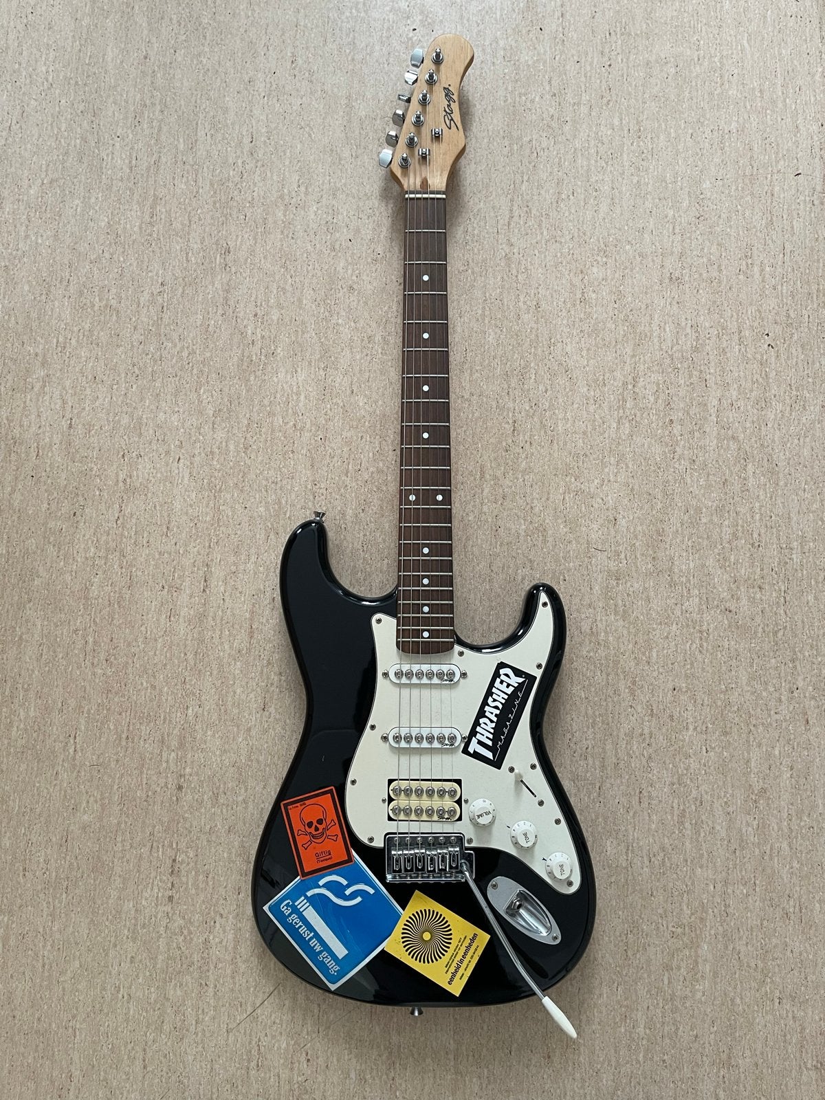 Stagg Stratocaster - Ideale beginnersgitaar, Muziek en Instrumenten, Ophalen of Verzenden, Gebruikt, Solid body, Overige merken