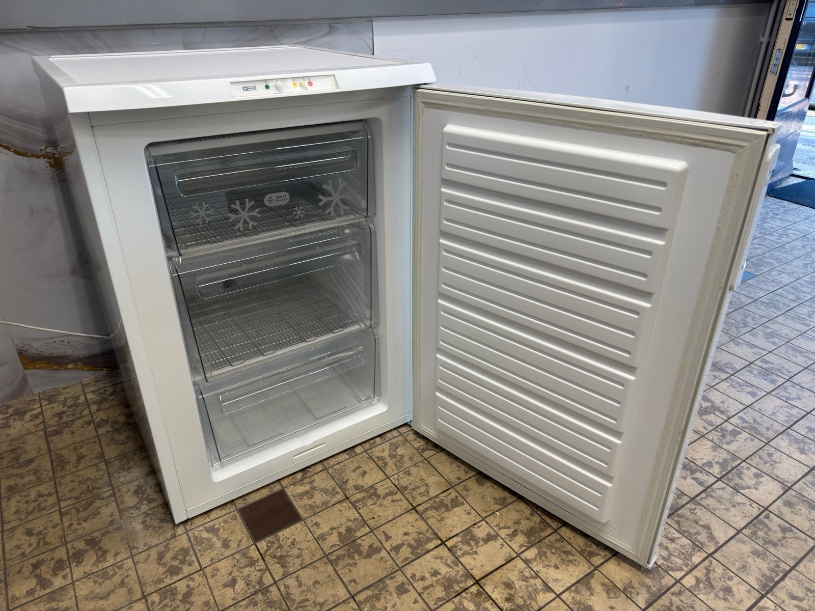 Zanussi Tafelmodel Vriezer A+ (60x85cm) - Zeer Goede Staat, Minder dan 60 cm, Zo goed als nieuw, Energieklasse A of zuiniger, Vrijstaand