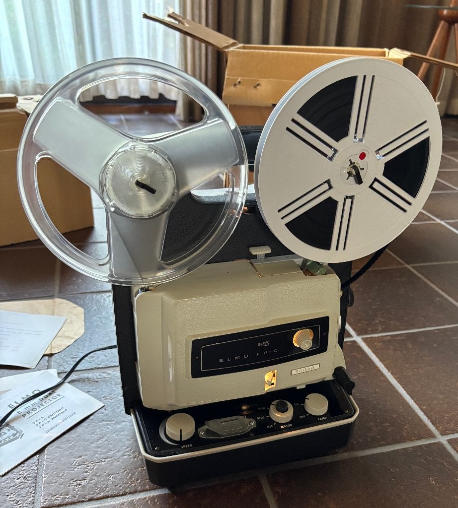 Vintage Elmo FP-C (Super) 8mm filmprojector (originele doos), Ophalen of Verzenden, 1960 tot 1980, Projector