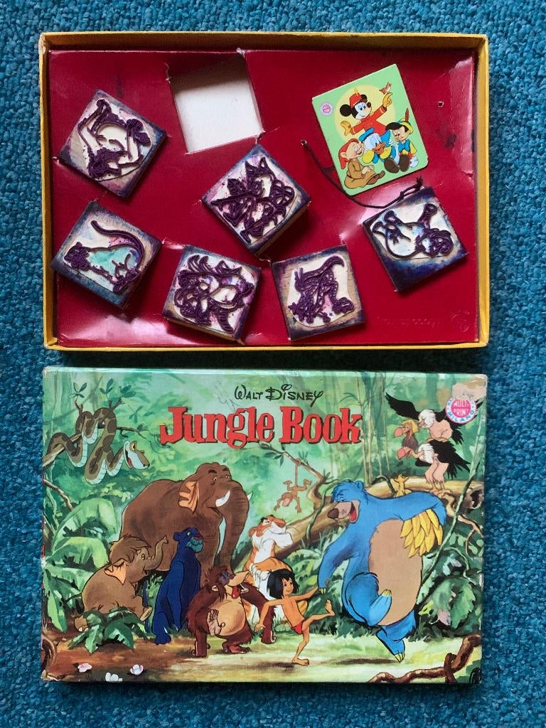 Vintage Jungle Book Walt Disney Stempels Set stempelset, Ophalen of Verzenden, Leeuwenkoning of Jungle Boek, Gebruikt, Pen, Potlood of Stift