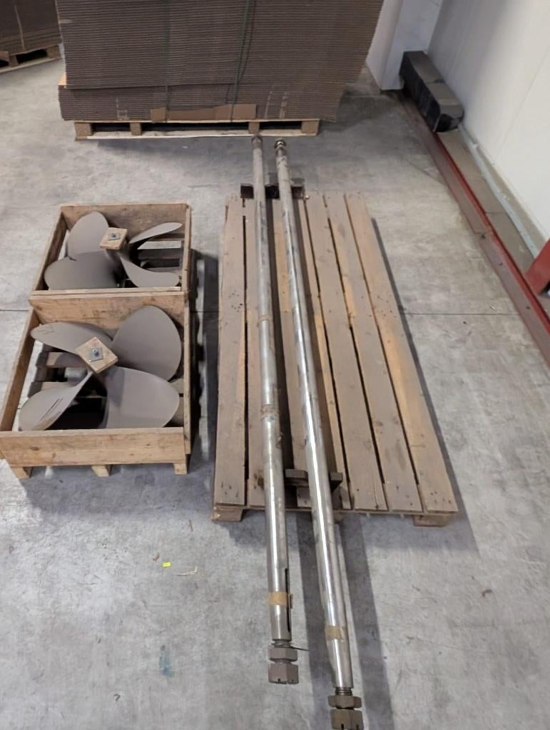 2 x Propeller boot met as (bootschroef), Ophalen, Gebruikt, Motorboot, Onbekend