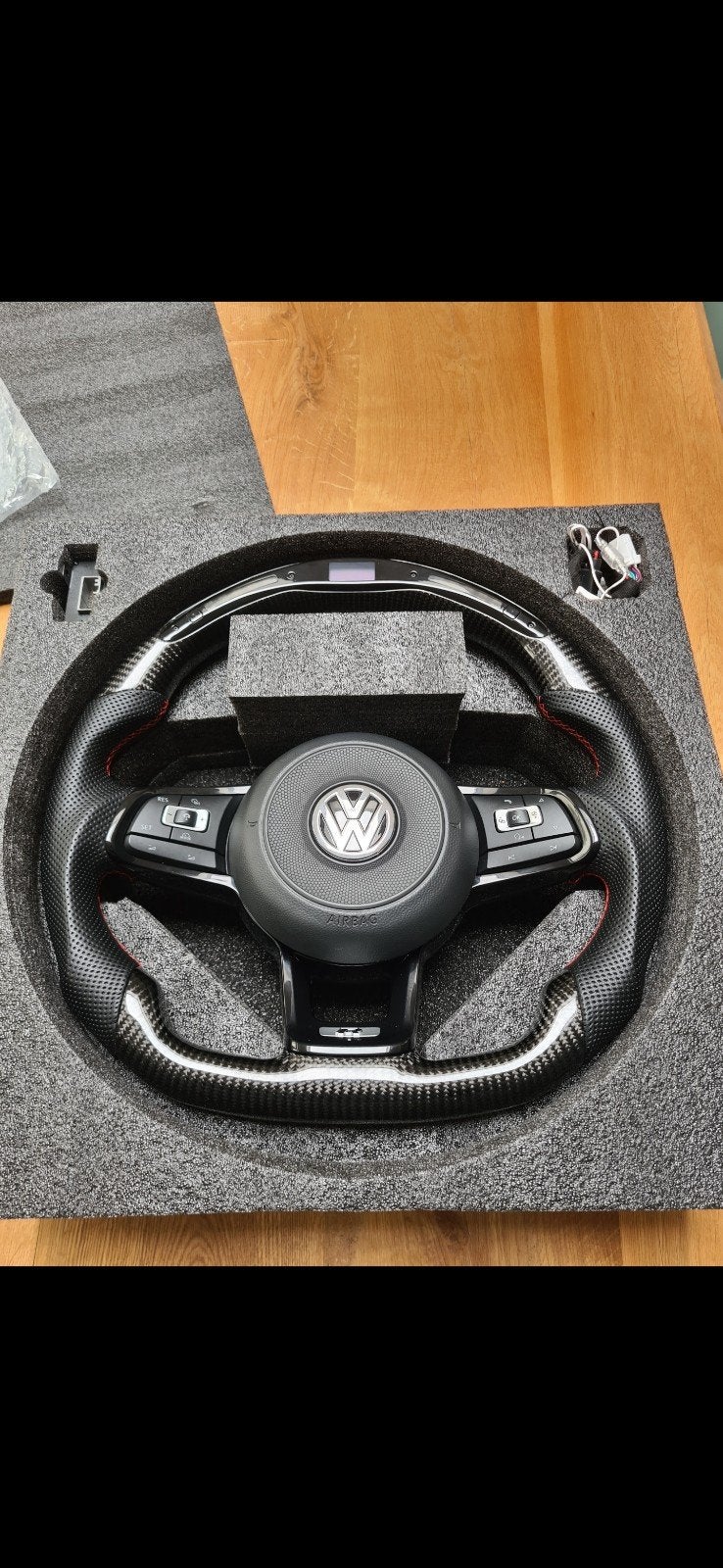Sportstuur Carbon met LED Display voor Volkswagen, Ophalen of Verzenden, Gebruikt, Volkswagen