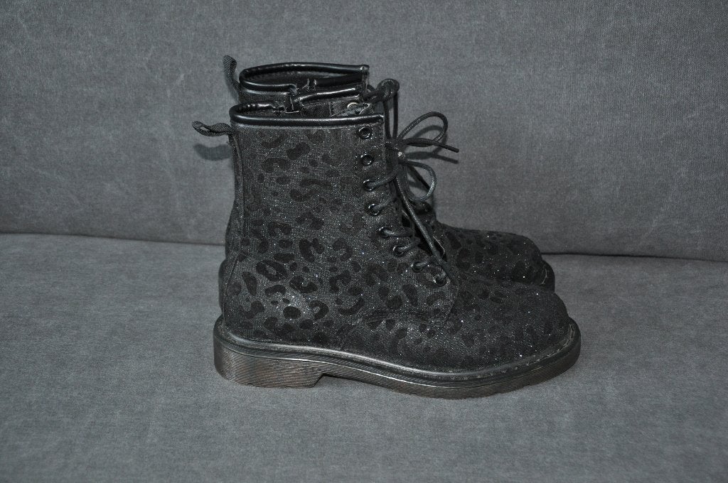 nieuwe schoenen 36, veterlaarsjes 36, shoes 36 new, Meisje, Schoenen, Nieuw, Dazzle