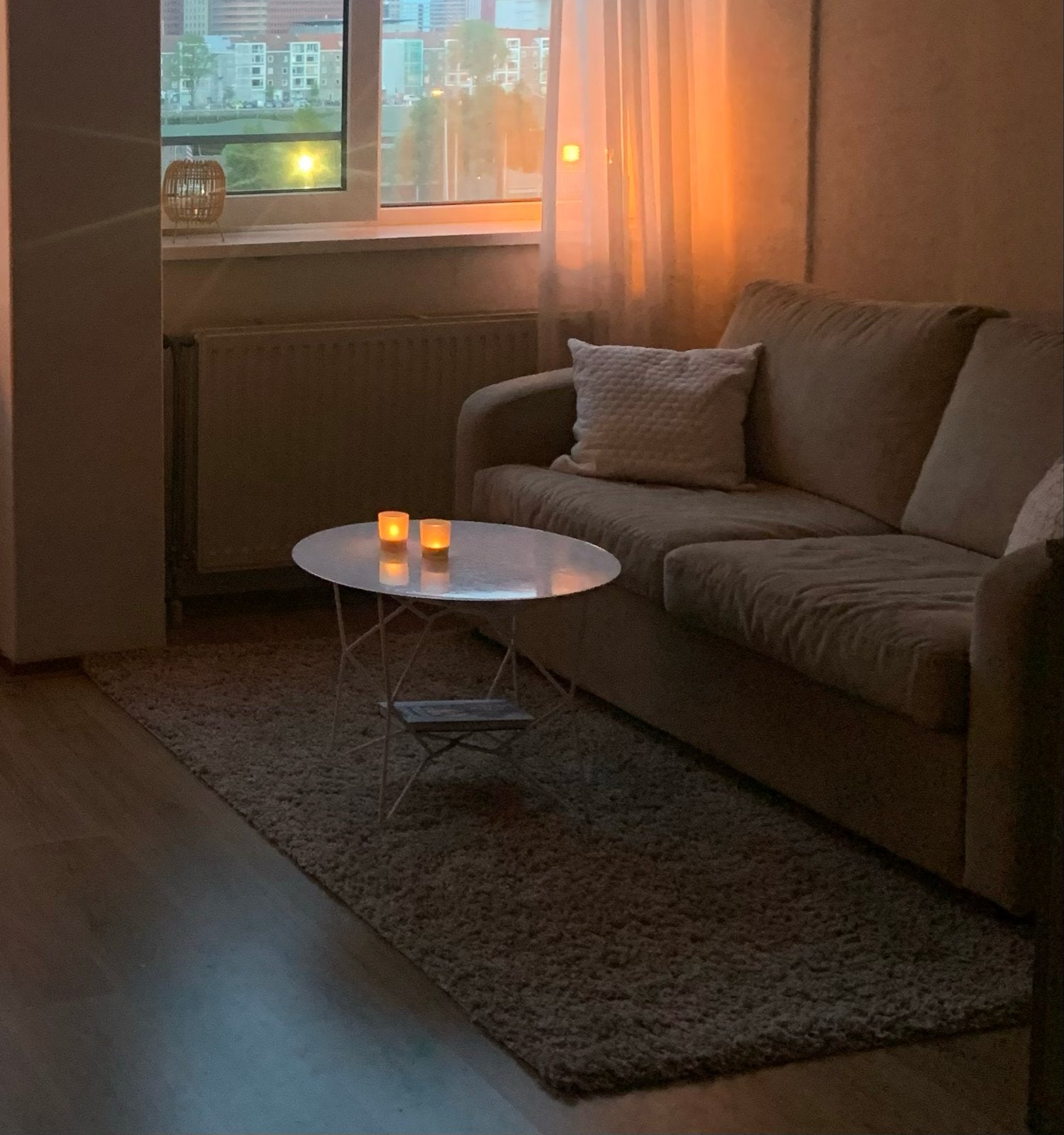 Hoogpolig beige vloerkleed 100x200 cm met antislip, Huis en Inrichting, Ophalen, 100 tot 150 cm, Beige, 150 tot 200 cm