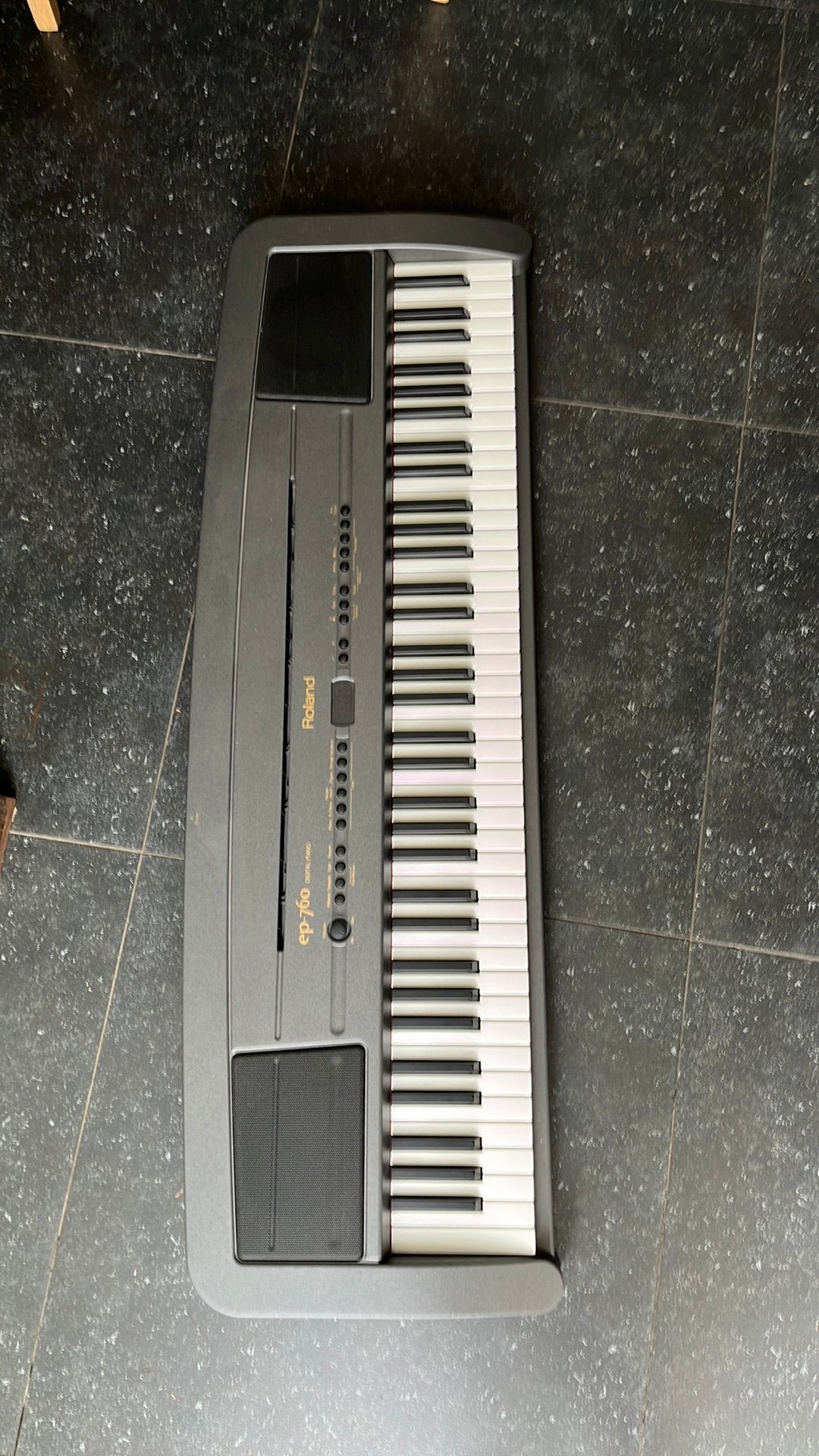 Keyboard roland ep-760, Muziek en Instrumenten, Keyboards, Ophalen, Roland, Zo goed als nieuw, Midi-aansluiting