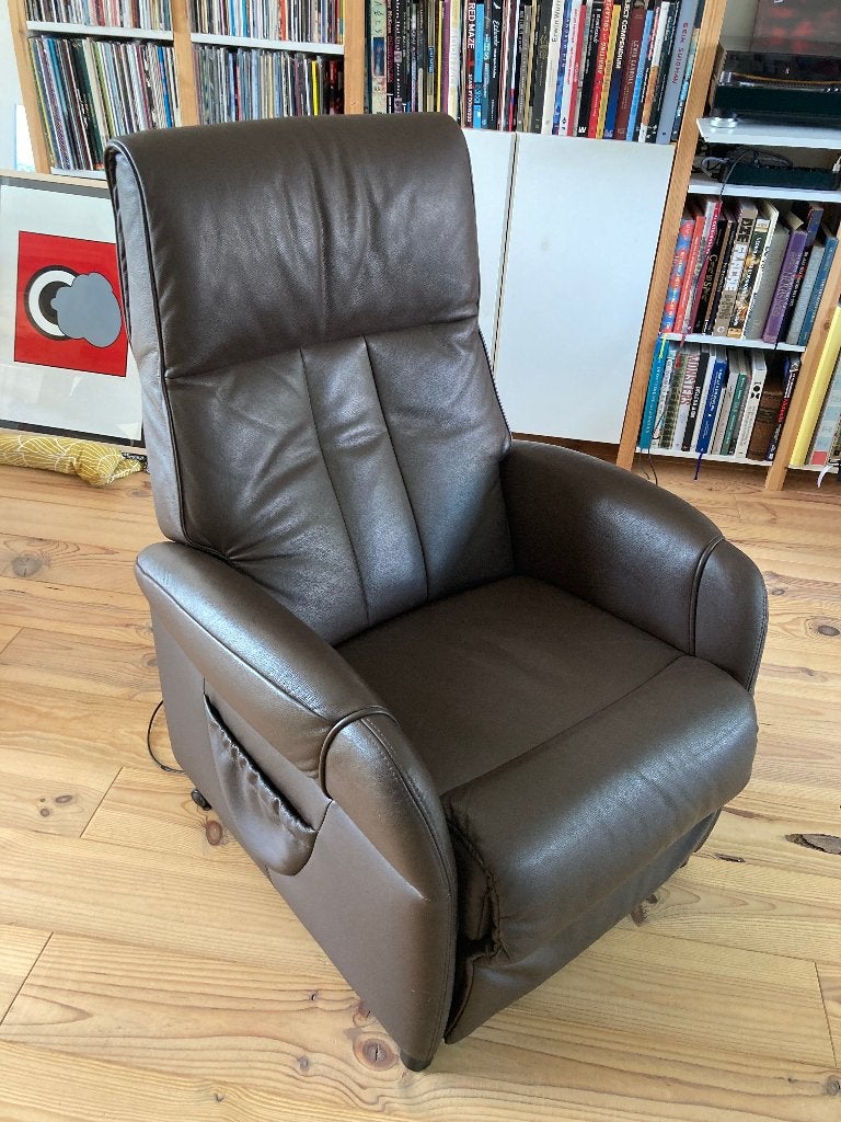 Sta-op stoel bruin, Ophalen, Overige materialen, Gebruikt, Minder dan 75 cm