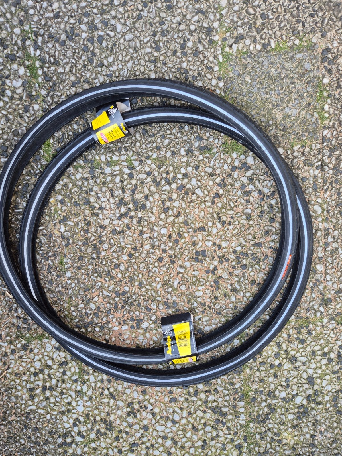 Amigo Buitenband 26x1 3/8 (37-590, Fietsen en Brommers, Fietsonderdelen, Band, Ophalen of Verzenden, Nieuw, Toerfiets