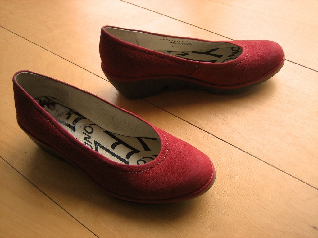 Comfortabele rood leren instappers FLY LONDON 37 snazzeys, Kleding | Dames, Instappers, Ophalen of Verzenden, Zo goed als nieuw