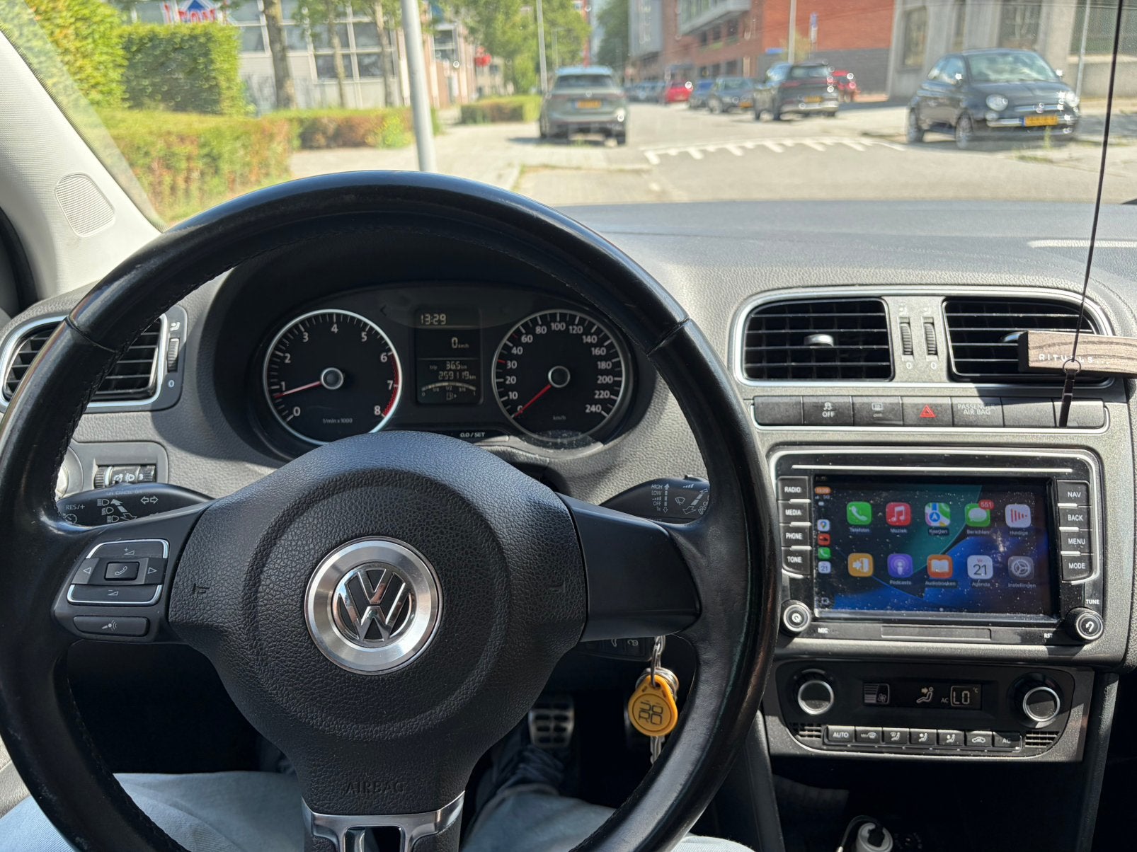 Foto 5 van Volkswagen Polo 1.2 TSI Highline