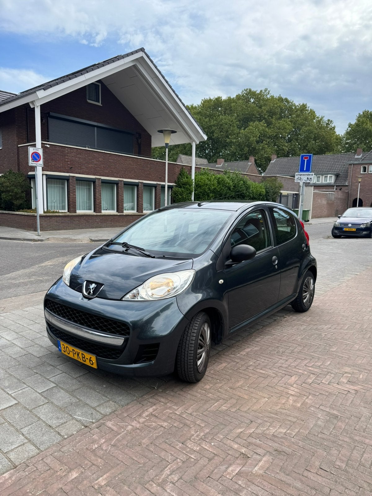 Peugeot 107 1.0 12V 5DR 2011 AIRCO