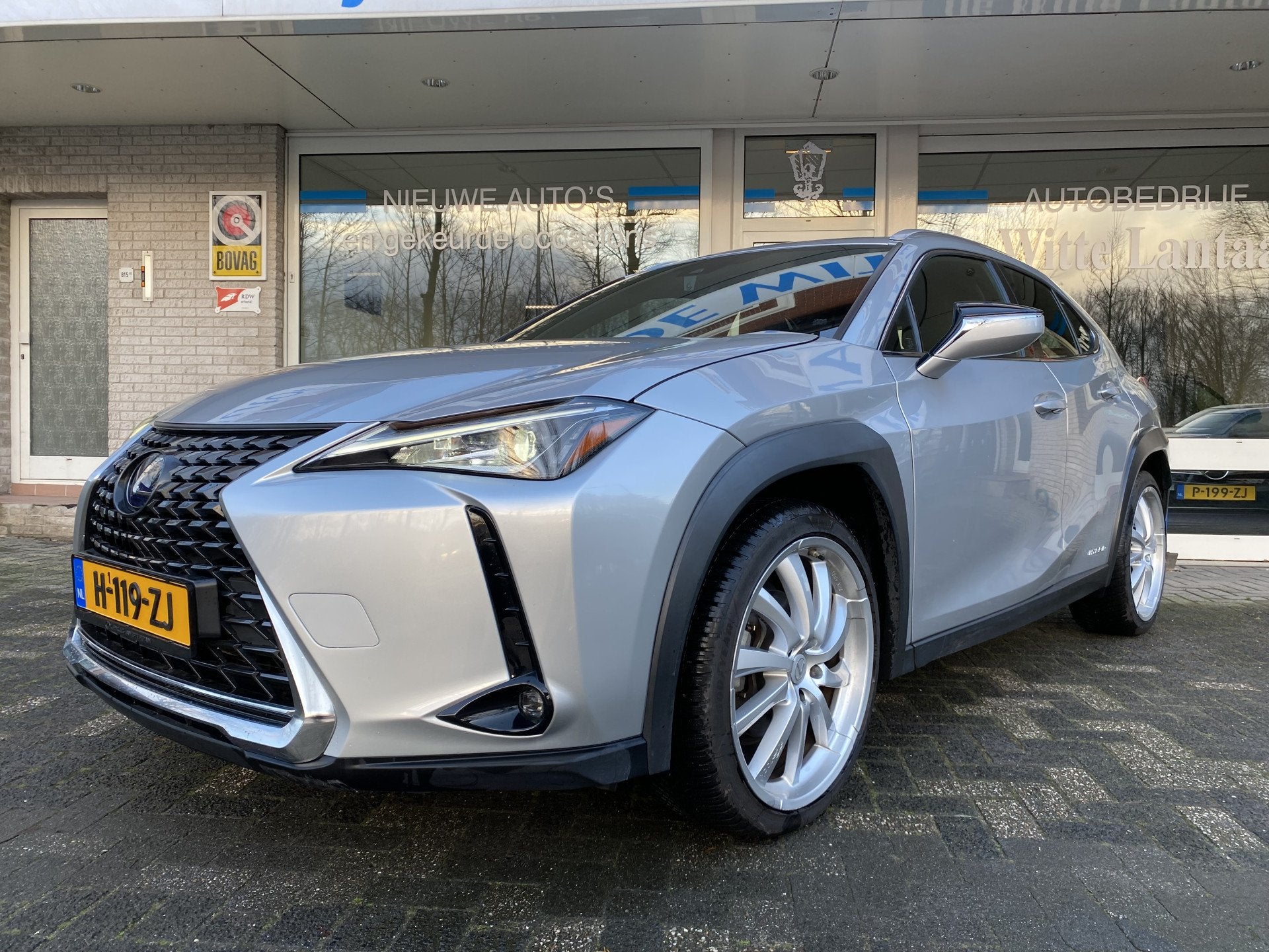 Lexus UX