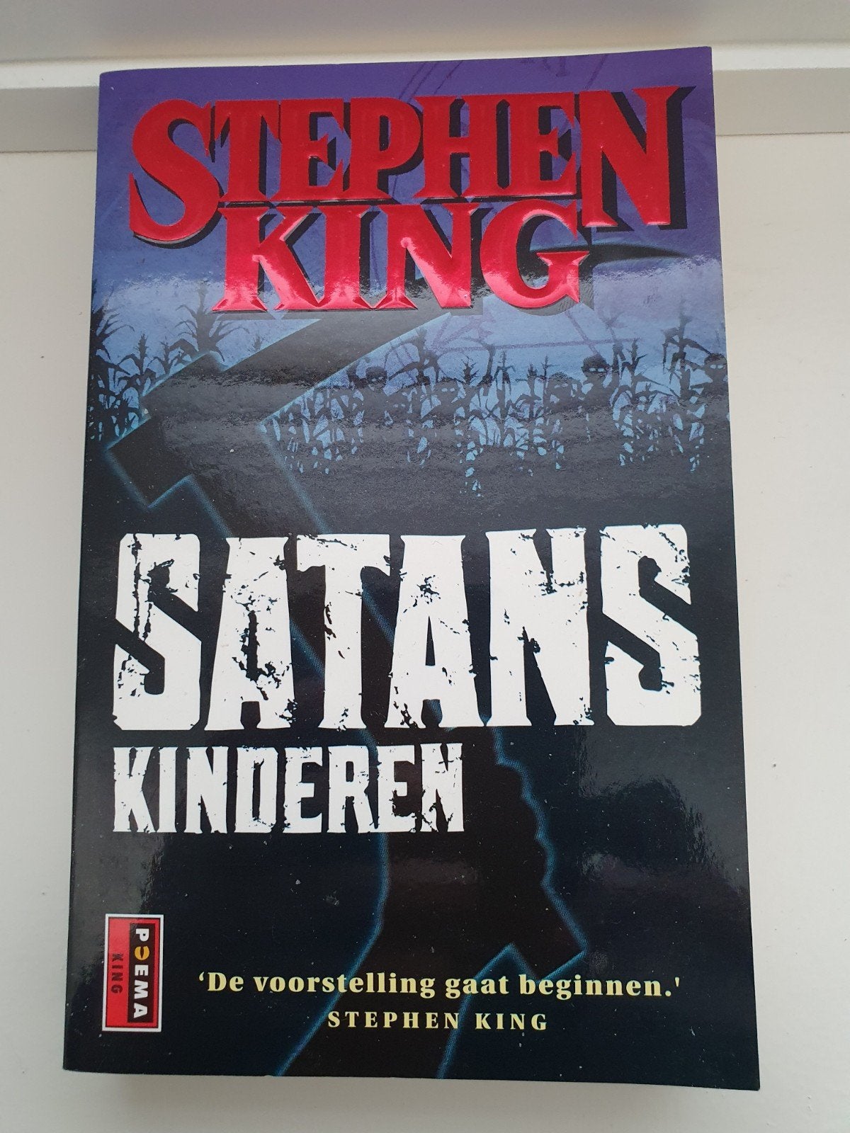 Stephen King - Satans Kinderen (Poema Pocket), Ophalen of Verzenden, Gelezen, Stephen King, Nederland