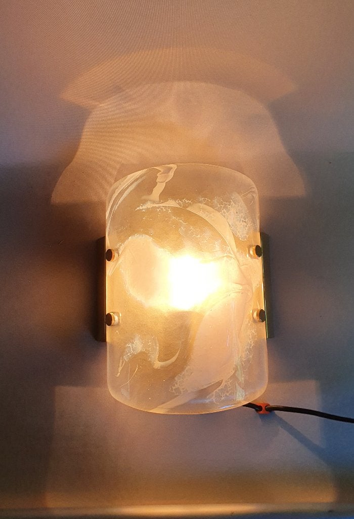vintage wandlamp hillebrand design lamp, Ophalen of Verzenden, Zo goed als nieuw, Glas, E14 (klein)