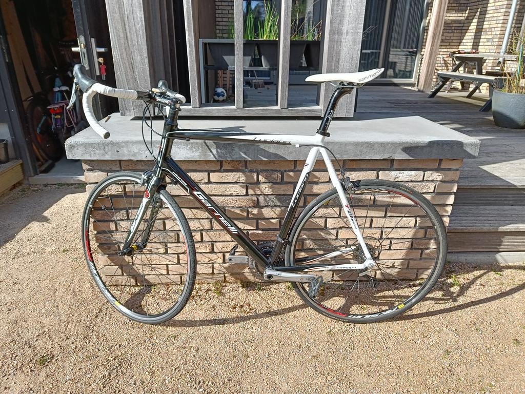 Garnelli racefiets Luciano - Zwart/Wit - Shimano 105, Fietsen en Brommers, Fietsen | Racefietsen, 28 inch, Gebruikt, Aluminium
