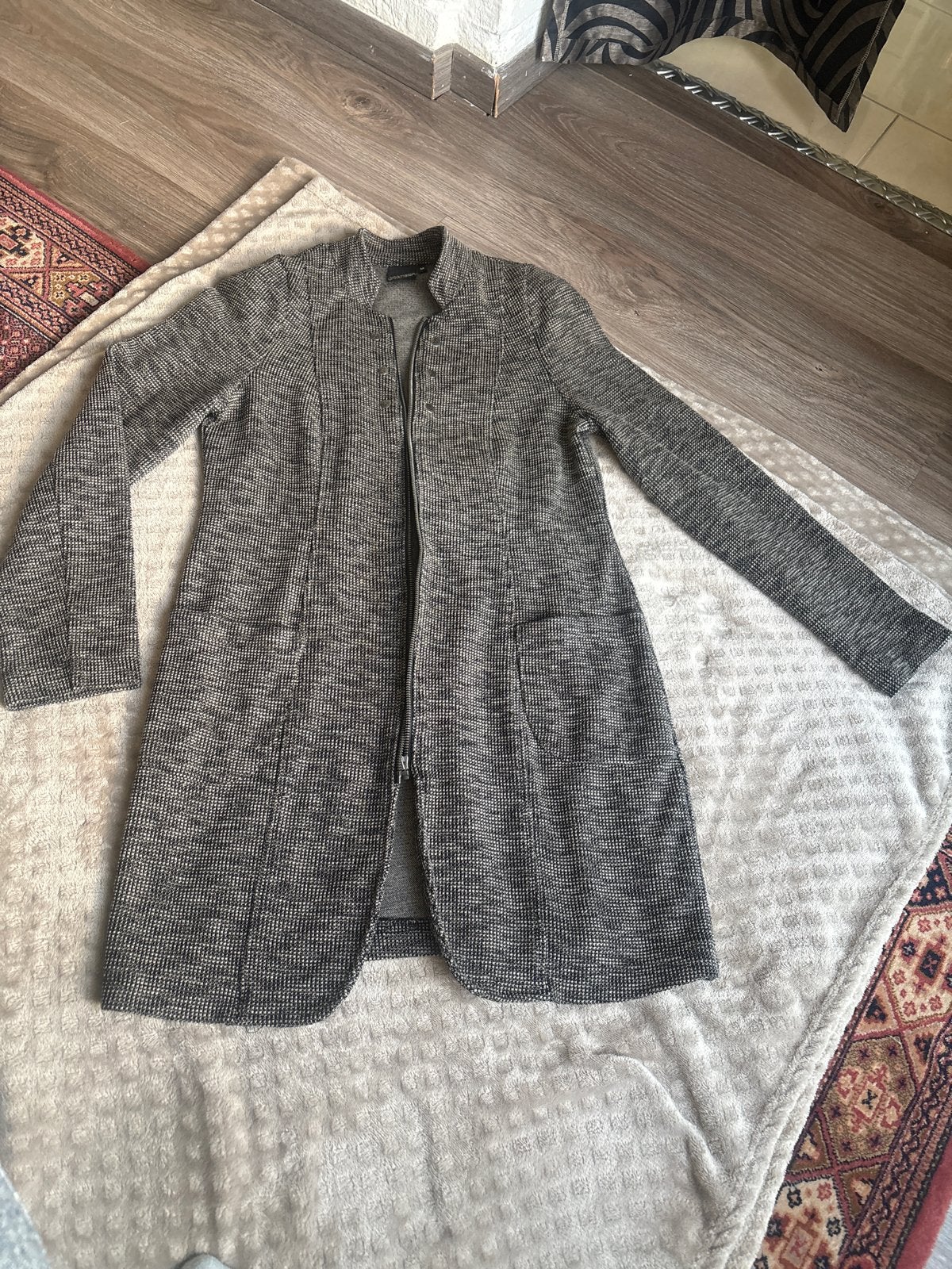 Stijlvol grijs vest/jasje van Dreamstar, maat M, Ophalen of Verzenden, Zo goed als nieuw, Maat 38/40 (M), Grijs