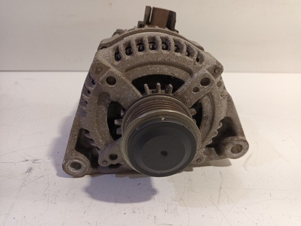 Dynamo Opel Corsa, Onderdelen@venauto.nl, Van der Ven Autorecycling B.V., Gebruikt, Ettenseweg 76, 4706 PB Roosendaal, The Netherlands