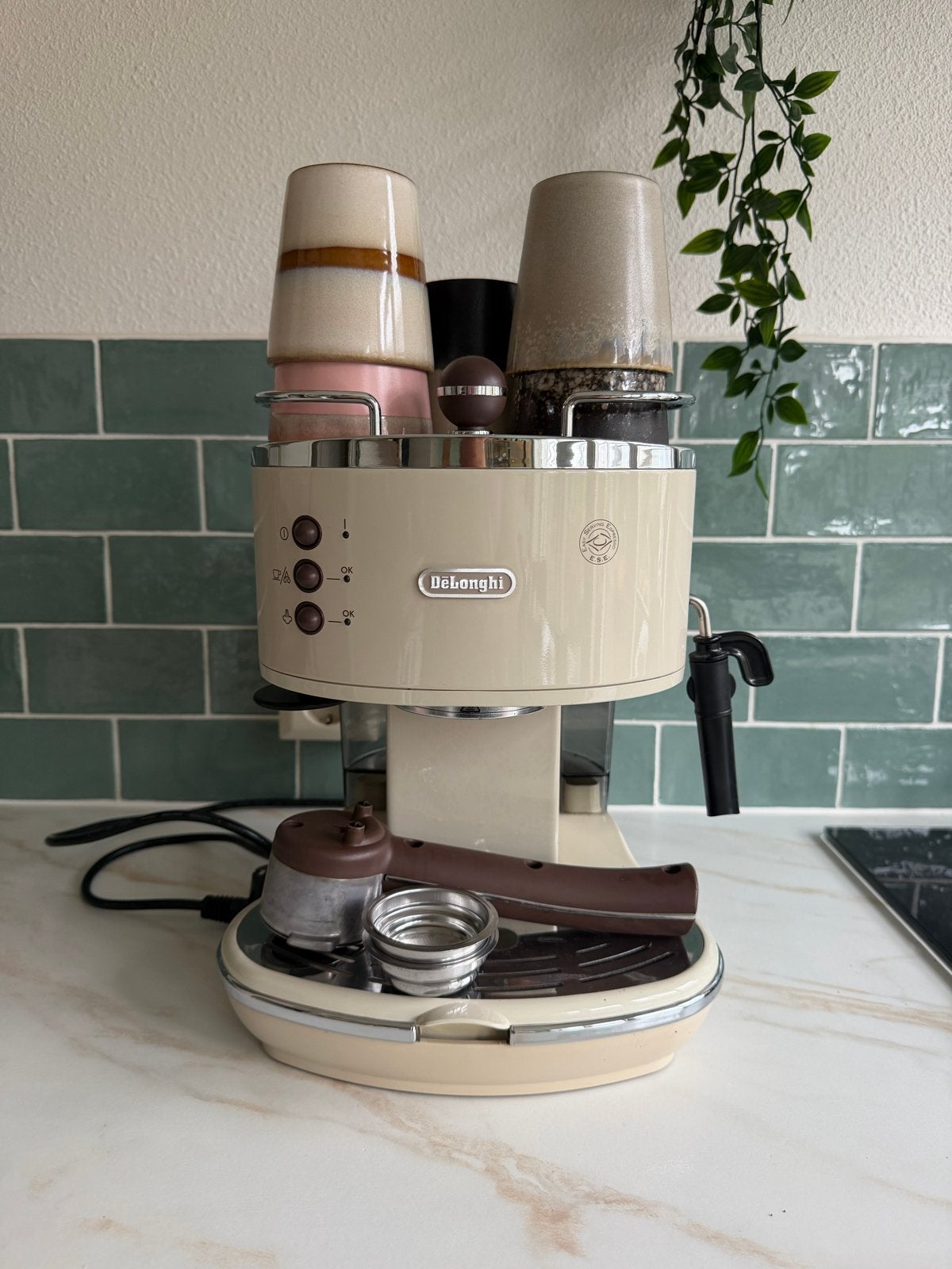 DeLonghi Icon Vintage Pistonmachine, Afneembaar waterreservoir, Gebruikt, Espresso apparaat, Gemalen koffie