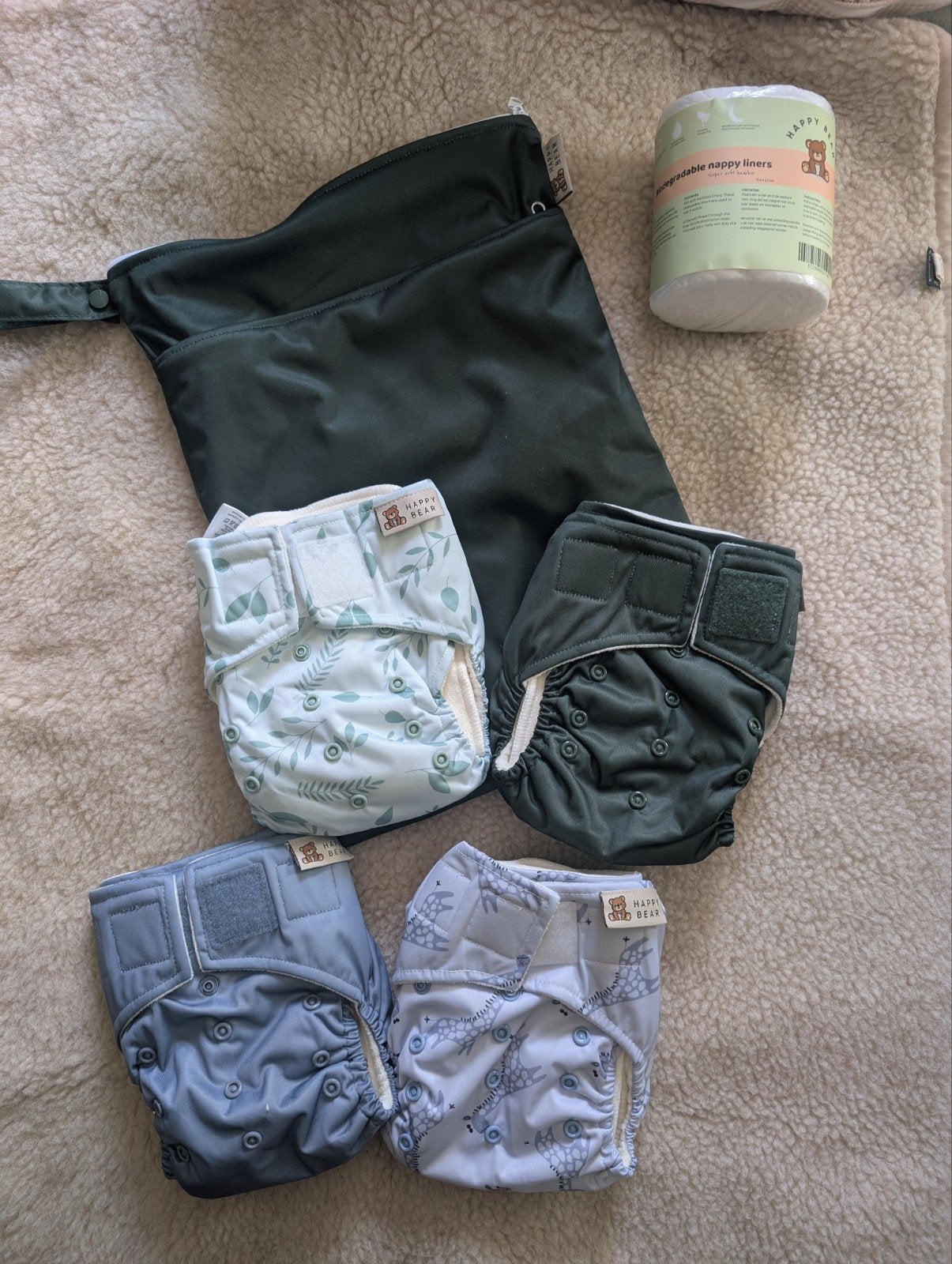 NIEUW! Happy Bear pakket 4 luiers, wetbag en inlegvellen, Ophalen of Verzenden, Nieuw, Overige typen