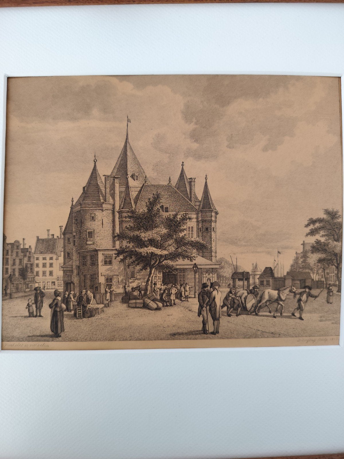 Antieke Ets van Nieuwmarkt Amsterdam Ingelijst, Ingelijst, 1800 - 1899, Ets, Stadsgezicht