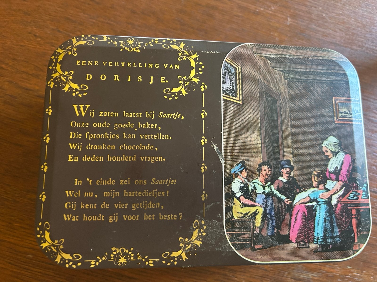 Vintage Albert Heijn blik met vlaggetjes en decoratie, Ophalen of Verzenden, Gebruikt, Koek(jes), Overige merken