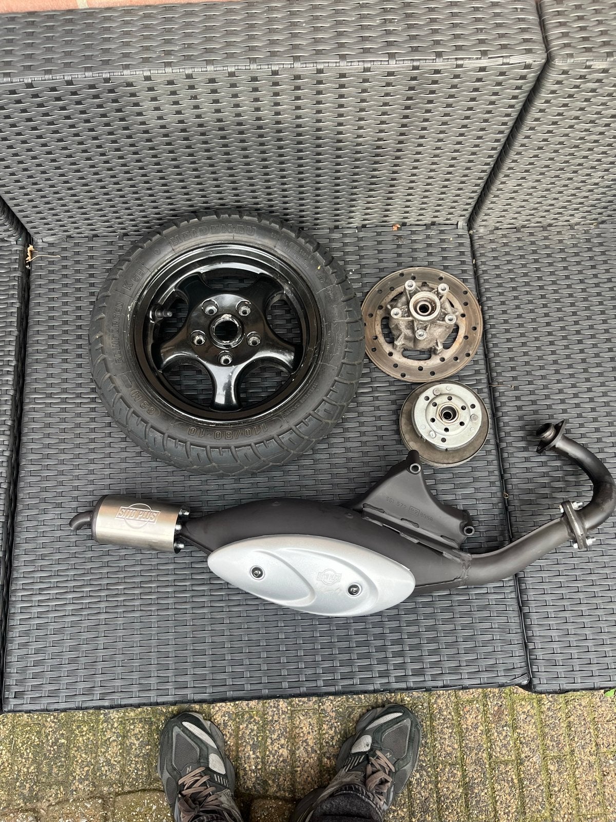 Piaggio Zip Onderdelen: Uitlaat, Velg met Band, Koppeling, Fietsen en Brommers, Ophalen of Verzenden, Gebruikt, Uitlaat, Piaggio
