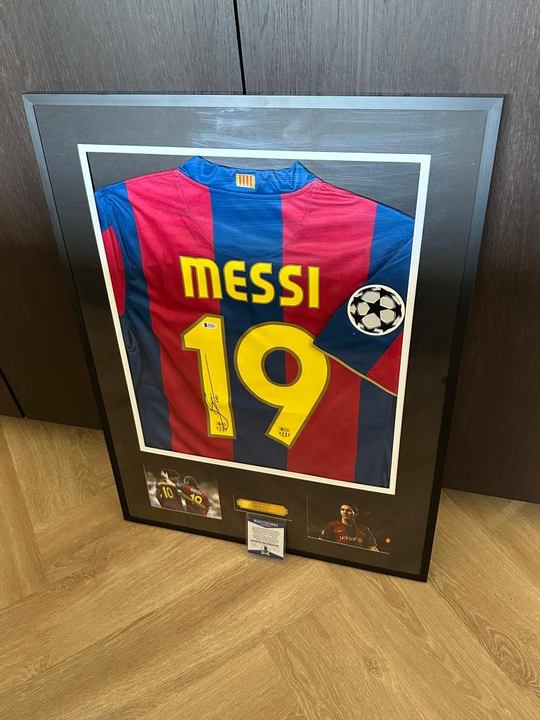 Hand gesigneerd shirt Lionel Messi, met COA (Beckett), Verzamelen, Sportartikelen en Voetbal, Buitenlandse clubs, Shirt, Info@nike.com