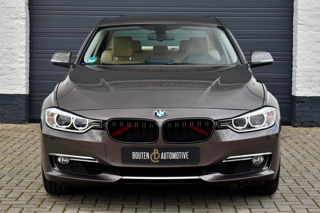 BMW 3-serie 328i High Executive | Camera | H&K | Xenon |, Automaat, Achterwielaandrijving, Gebruikt, Beige