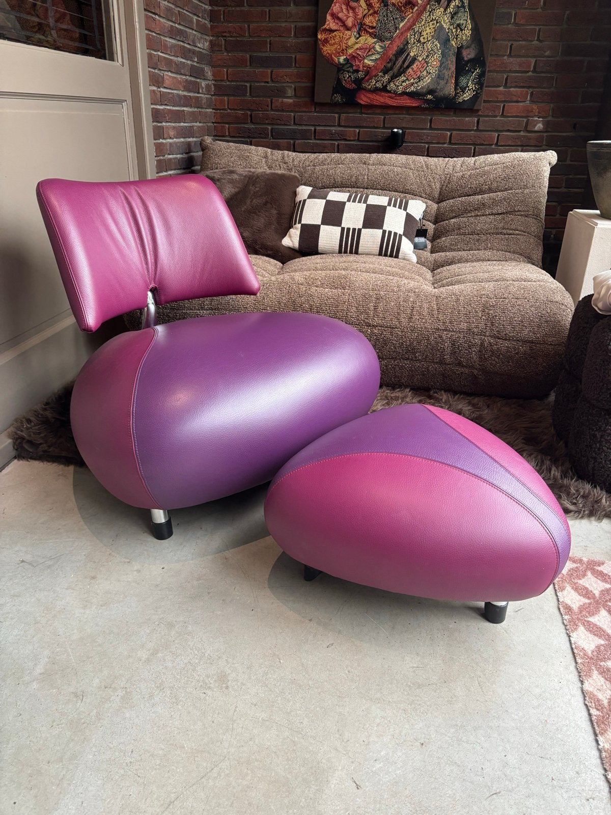 Leolux Pallone fauteuil + hocker - Nieuwstaat, Leolux, Venlo, Design, Zo goed als nieuw