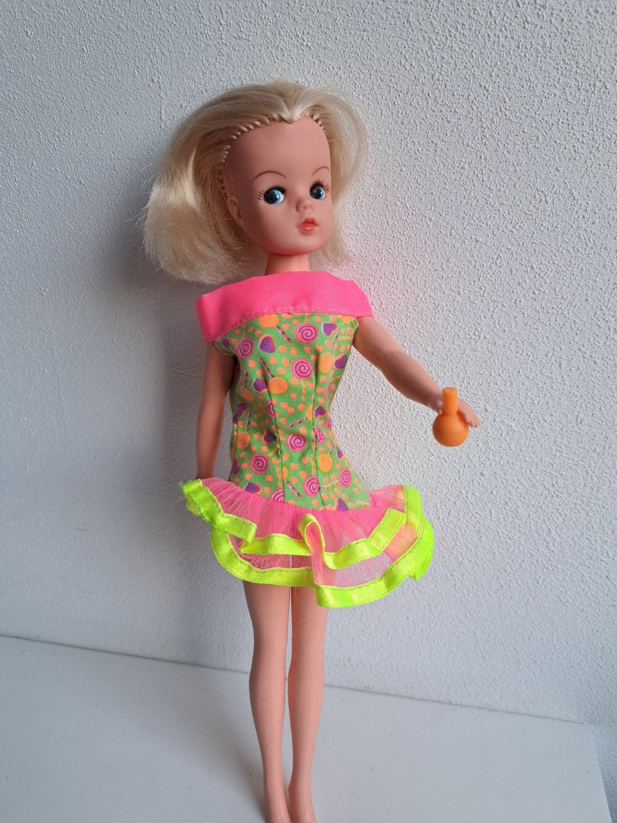 kleding voor barbie sindy fleur excl pop 2 euro per outfit, Ophalen of Verzenden, Gebruikt, Kleertjes