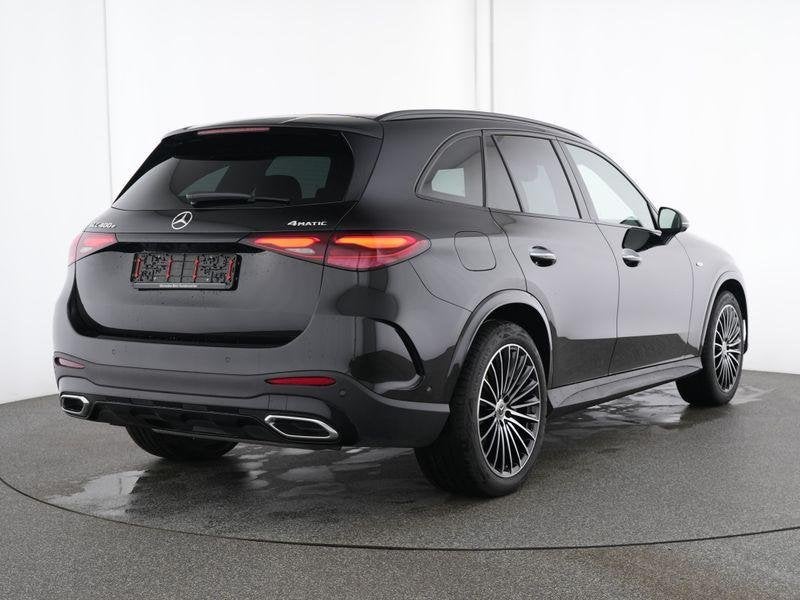 Mercedes-Benz GLC-klasse 400e 4MATIC AMG Line / Premium Plus, Auto's, Automaat, Gebruikt, 4 cilinders, Zwart