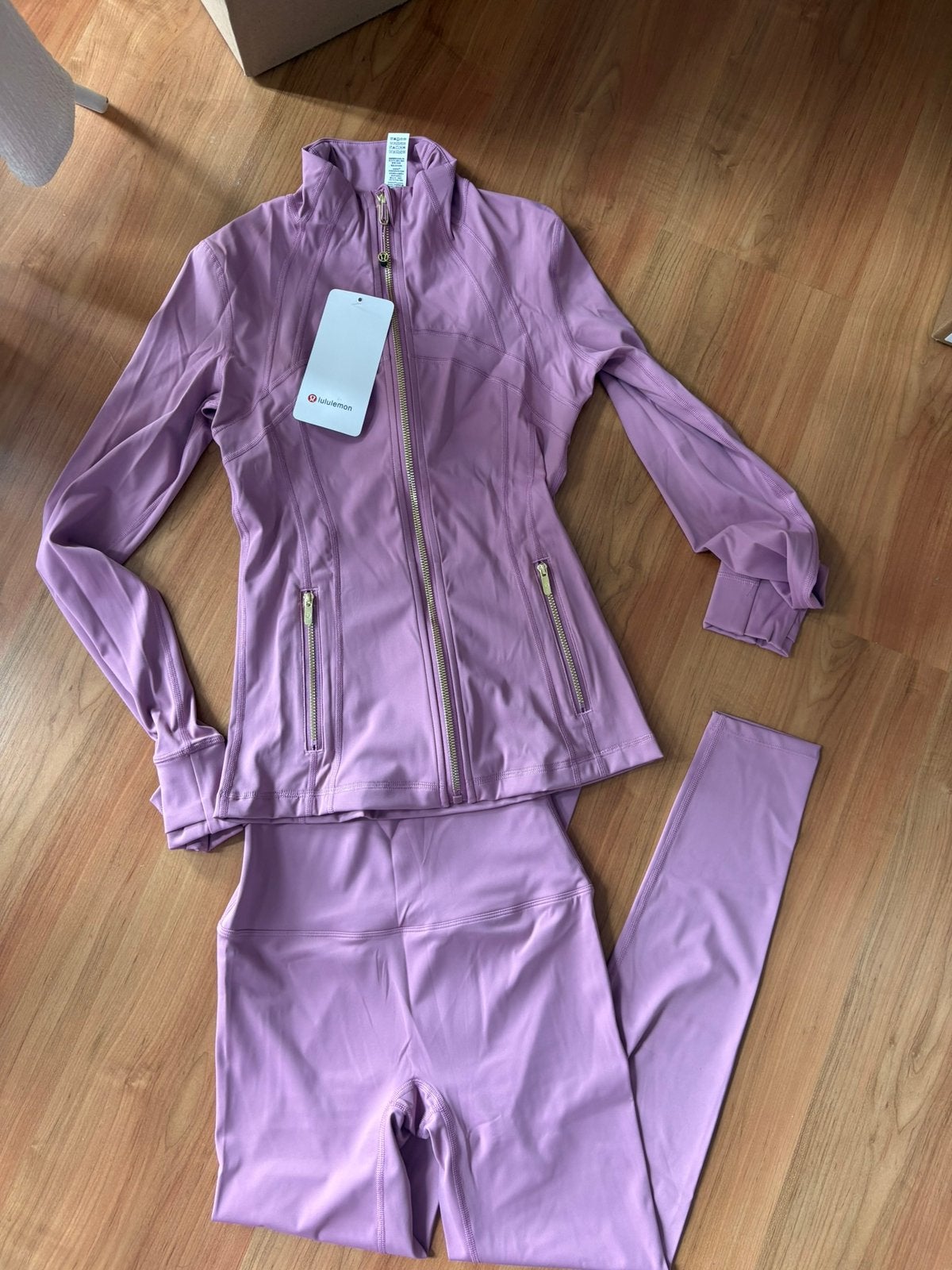 Lululemon roze trainingsset, Kleding | Dames, Sportkleding, Ophalen of Verzenden, Roze