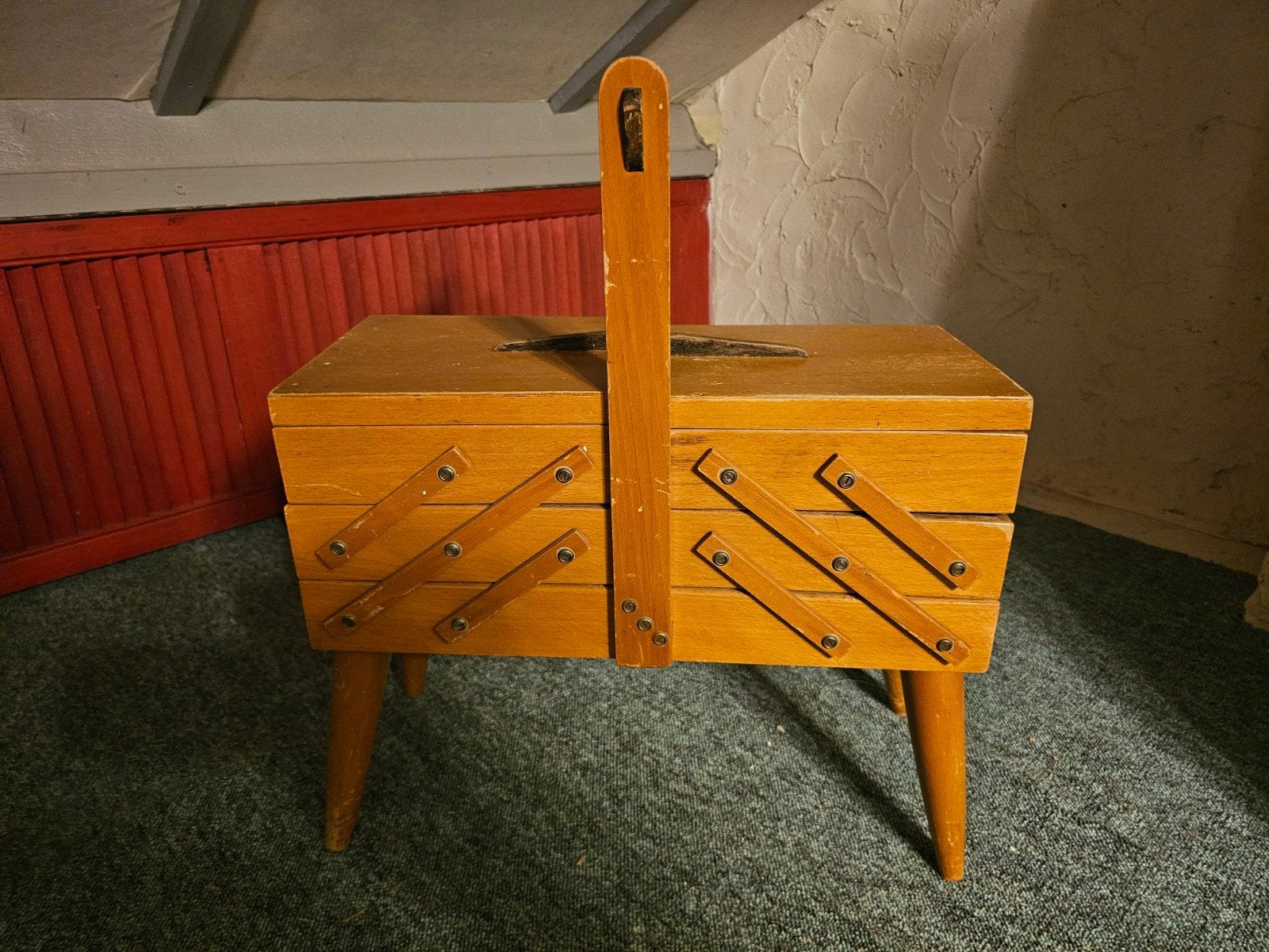 Vintage houten naaidoos op pootjes, Ophalen of Verzenden