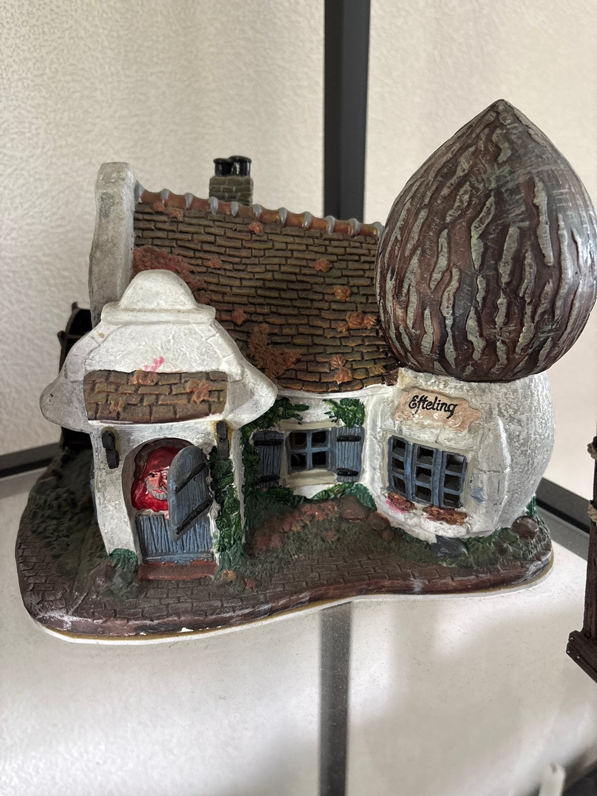 Efteling Kabouterhuisje Tobbelientje, Verzamelen, Efteling, Ophalen of Verzenden, Zo goed als nieuw, Beeldje of Poppetje