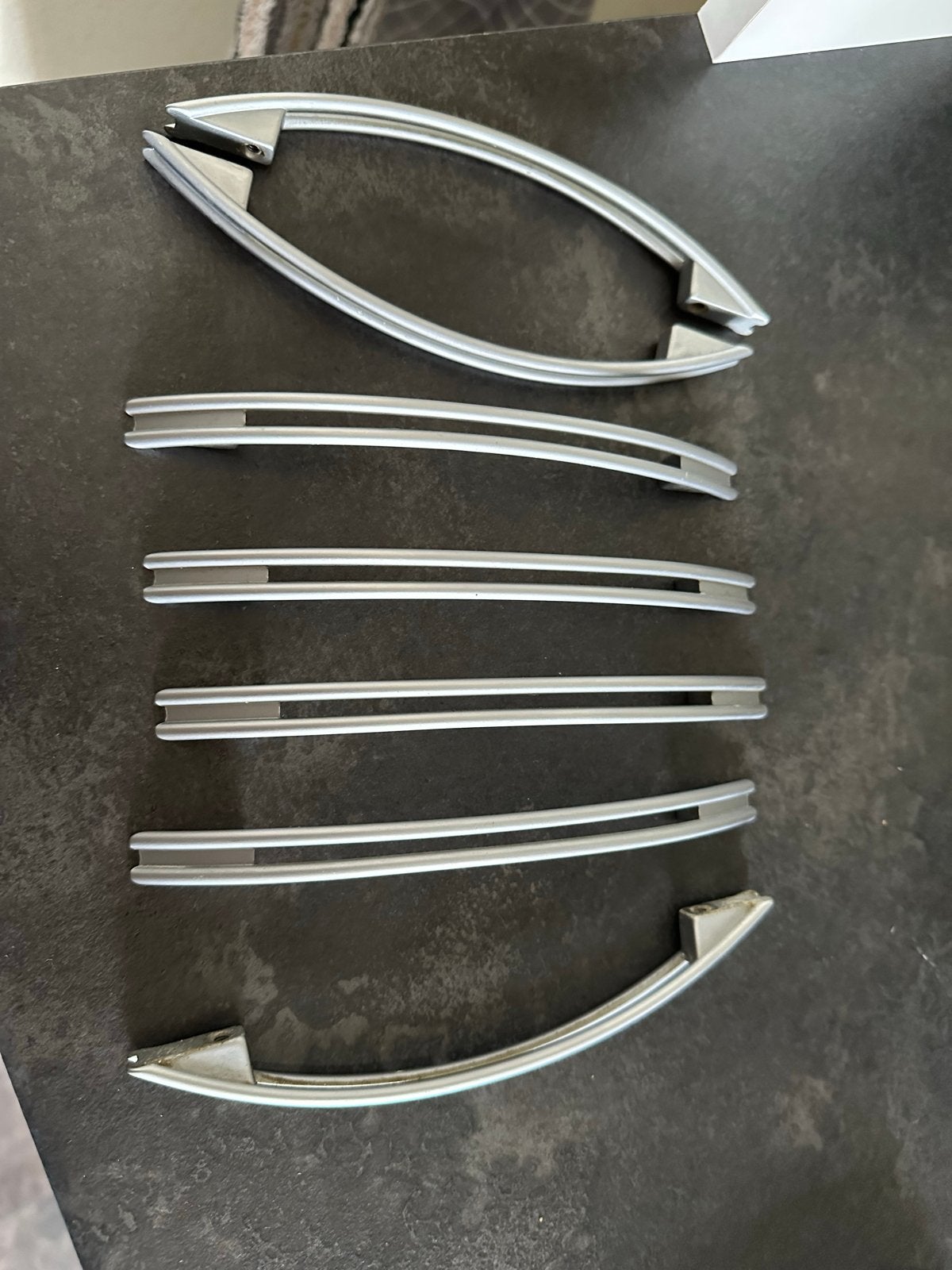Set van 7 aluminium handgrepen 130 mm, Ophalen of Verzenden, Gebruikt