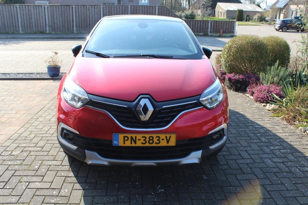 Renault Captur Energy TCe 90pk S&S 2017 Rood, Voorwielaandrijving, 898 cc, Automatische klimaatregeling, Overige bekleding
