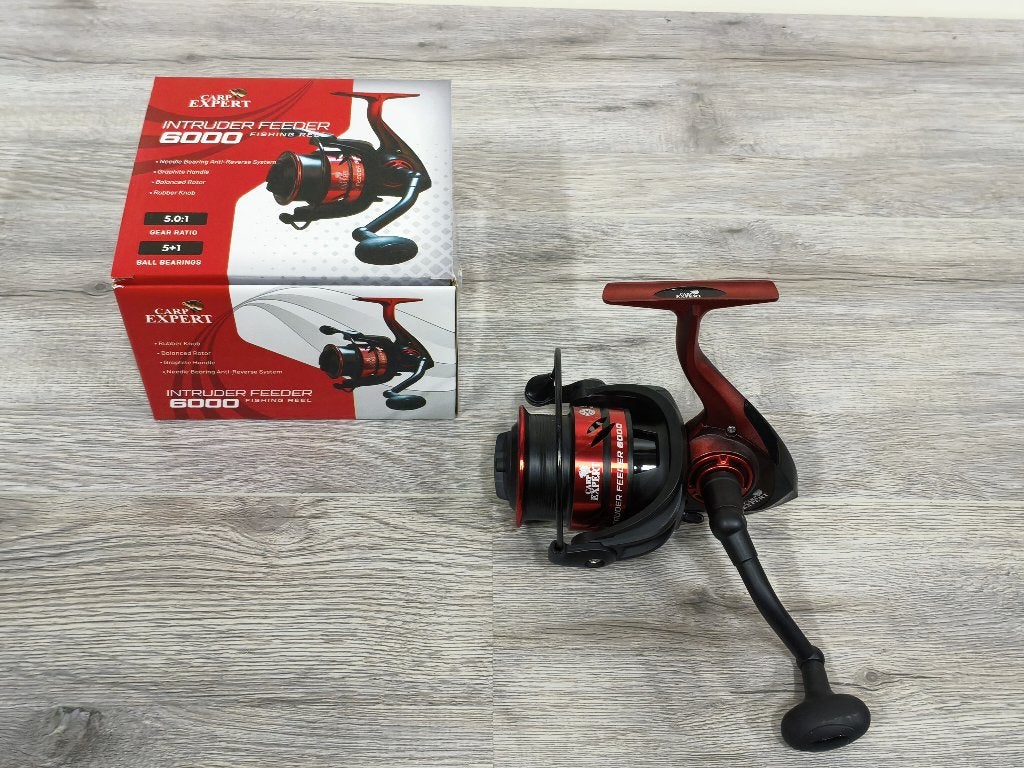 NIEUW Carp Expert Intruder 6000 Feedermolen Zwart 6-Lagers, Watersport en Boten, Hengelsport | Witvissen, Ophalen of Verzenden