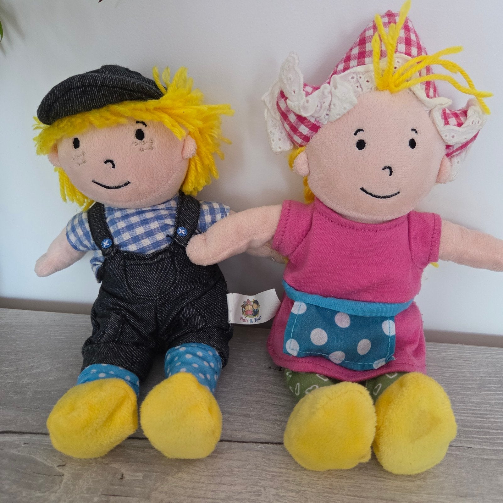 Fien & Teun knuffels set - Zo goed als nieuw, Kinderen en Baby's, Speelgoed | Knuffels en Pluche, Overige merken, Overige karakters