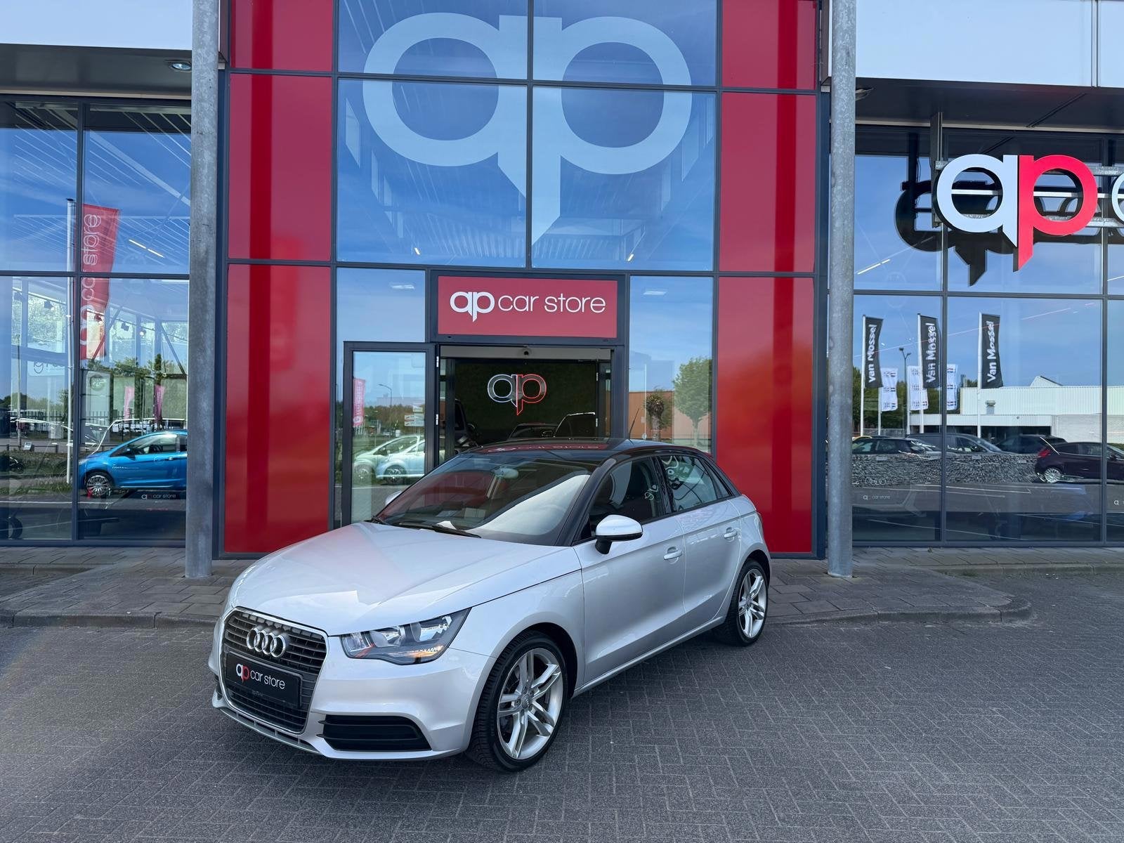 Audi A1 Sportback 1.4 TFSI Attraction Pro Line | Automaat |, Auto's, Audi, Euro 5, Stof, A1, Zwart