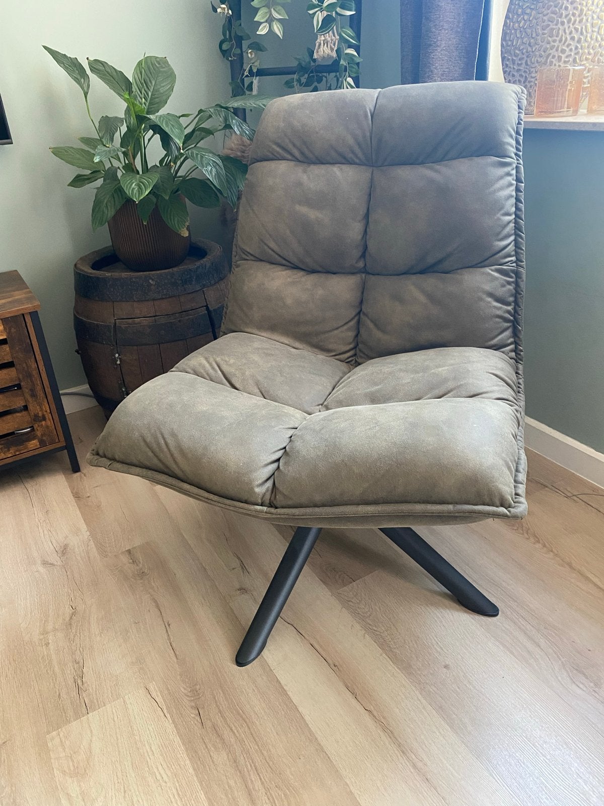 Zo goed als nieuwe Clayton draai fauteuil - Groen, Ophalen, 75 tot 100 cm, Zo goed als nieuw, Stof